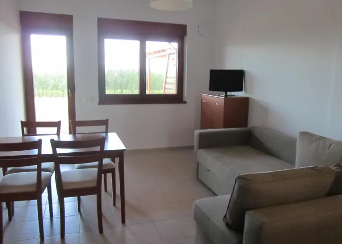 Harsas Apartmanhaz Διαμέρισμα *